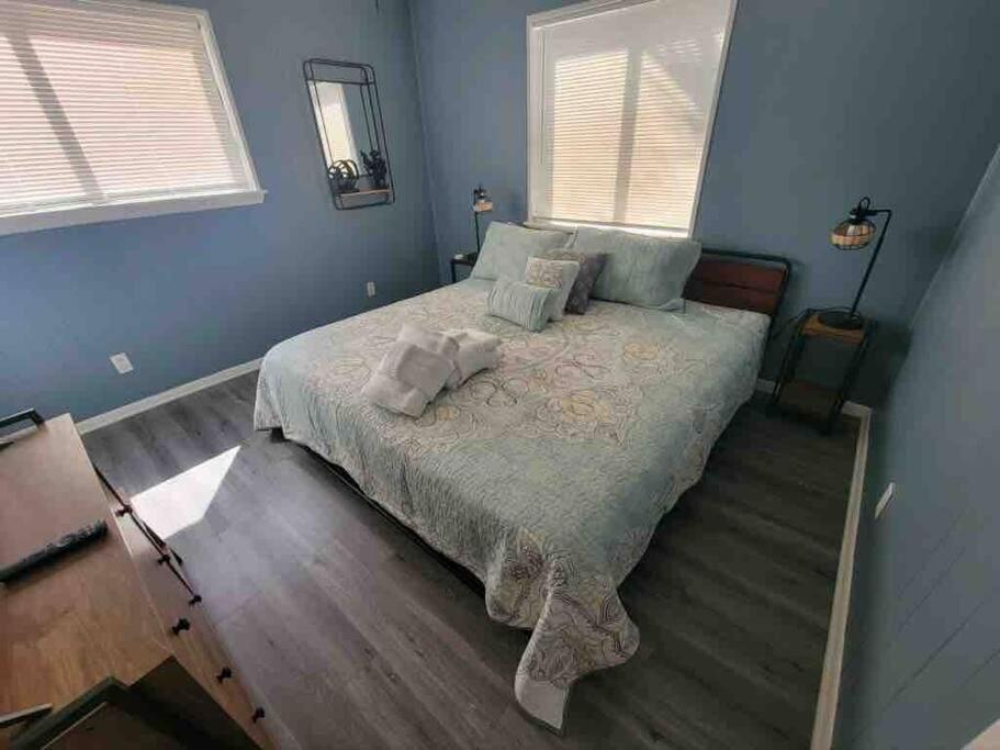 2022 Renovated 2-Bdrm Cozy, Lovely Condo W/Parking! Hilton Head Island Exterior foto